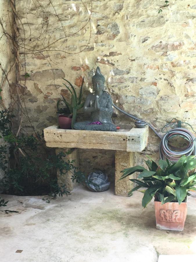 Lunel Bien-etre Extérieur photo